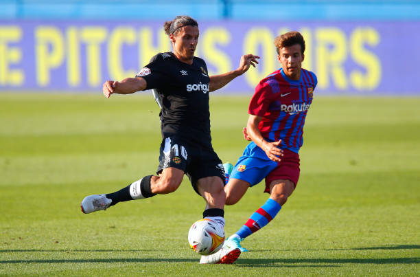 繁将目光投 繁将目光投