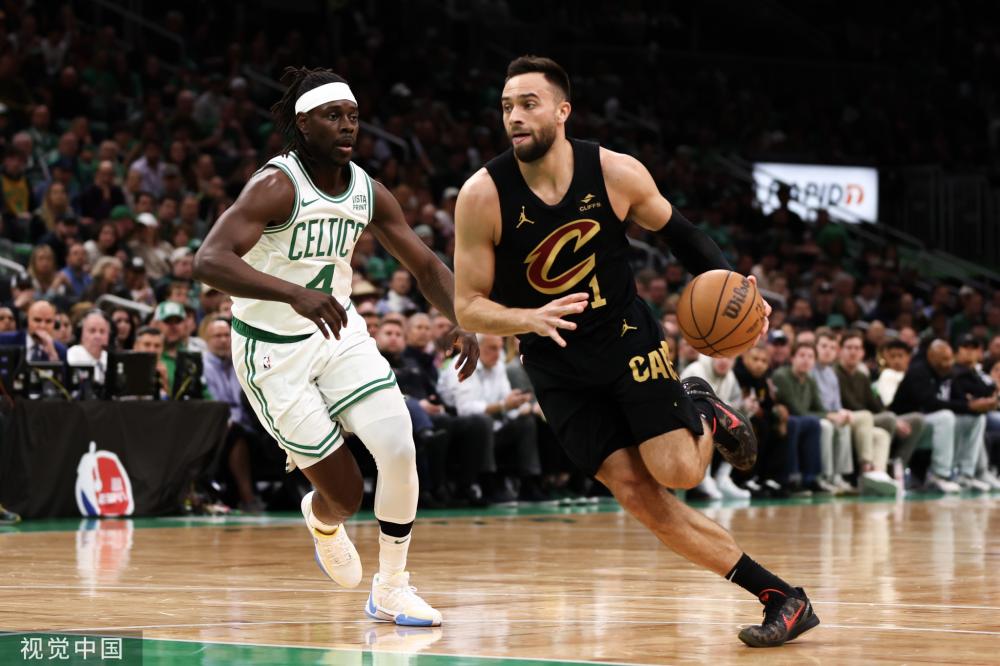 根据德天空 根据德天空